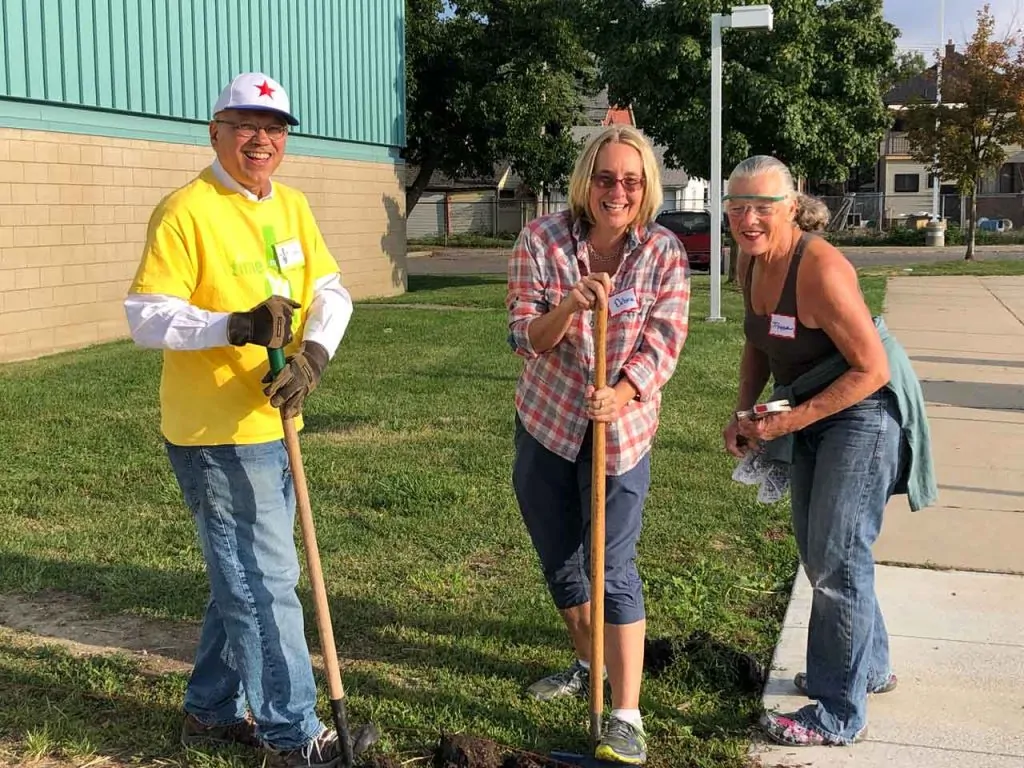 tth say play spruce up sept 2019 3